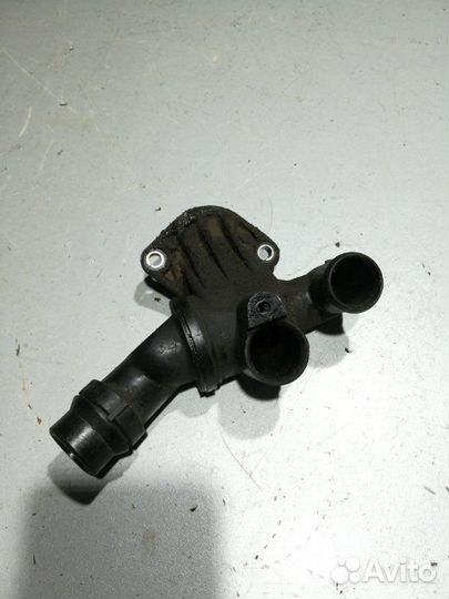 Термостат Volkswagen Passat B6 2.0 BPY