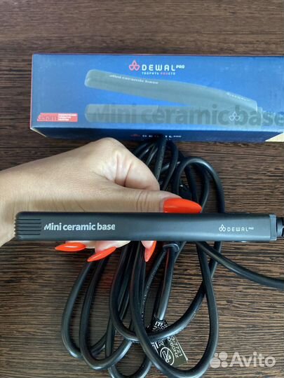 Выпрямитель для волос Dewal