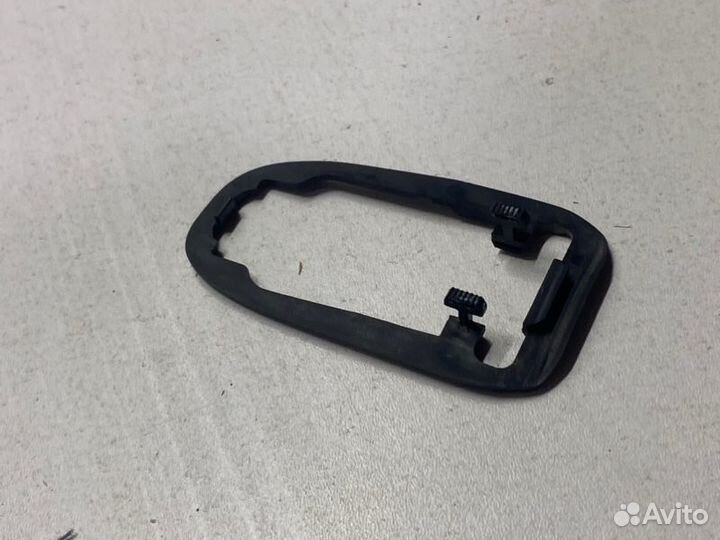 Прокладка наружной ручки двери Toyota Camry