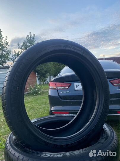 Michelin Pilot Sport 3 235/45 R18 98K