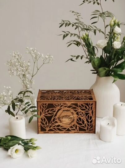 Свадебный сундук (казна) для денег