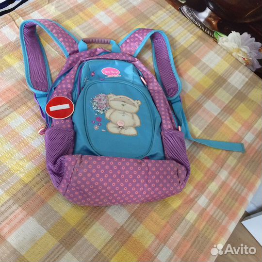 Школьный рюкзак, чешки, туфли