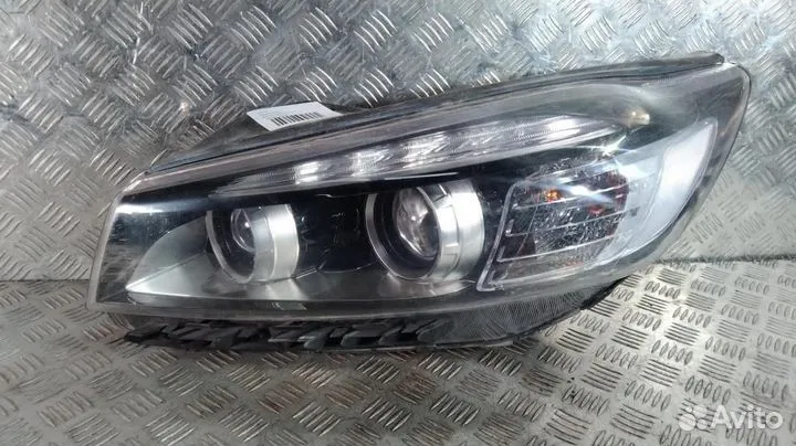 Фара левая 92102C5010 Kia Sorento 3 (15-17)