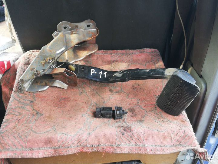 Педаль тормоза Ниссан Премьера Комфорт Р11