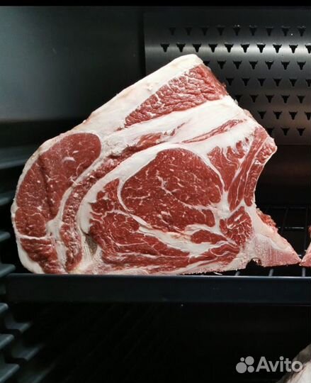 Мраморная говядина, стейки, рибай