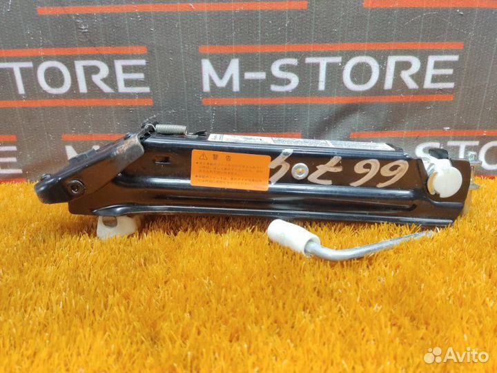 Домкрат Mercedes-Benz C-Class W203 271.946 2005