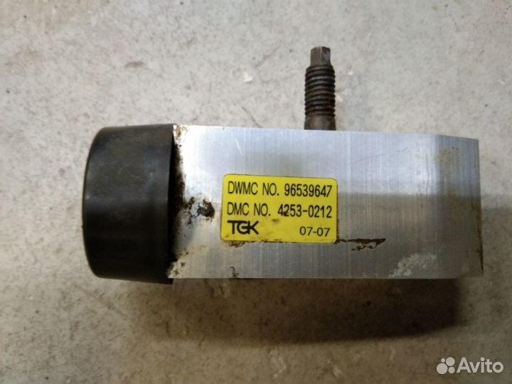 Клапан кондиционера Шевроле Авео T250