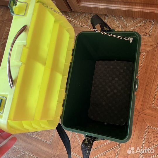Рыболовный ящик (2 уровня)