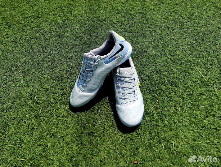Бутсы сороконожки NikeTiempo Legend 9TF