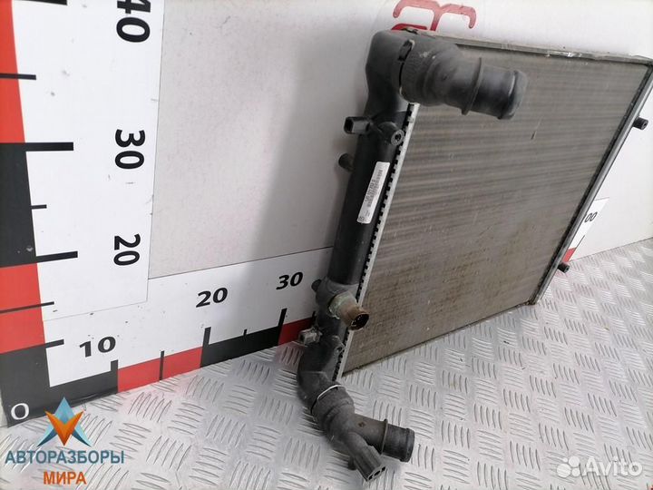 Радиатор (основной) Volkswagen Golf 3 1998