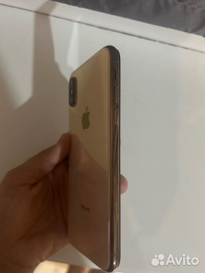 iPhone Xs, 64 ГБ