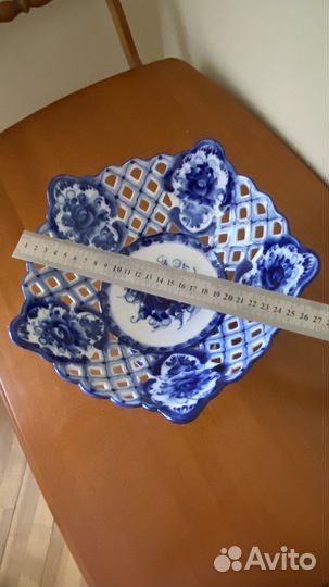 Ваза для фруктов, ажурная Гжель