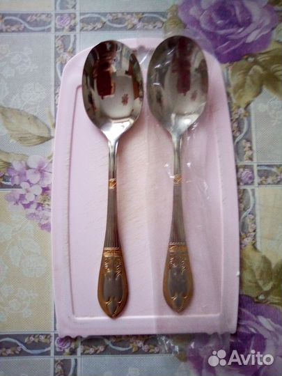 Ложки столовые из набора посуды Hoffburg