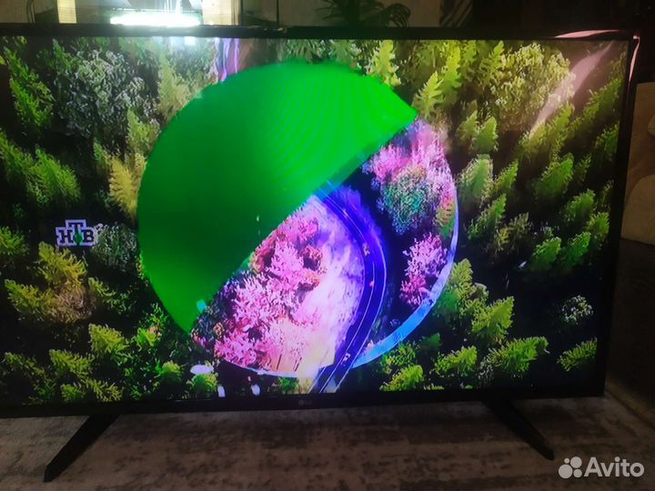 Продаётся телевизор LG