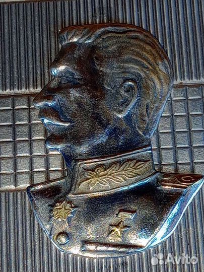 Портсигар с барельефом Сталина, серебро