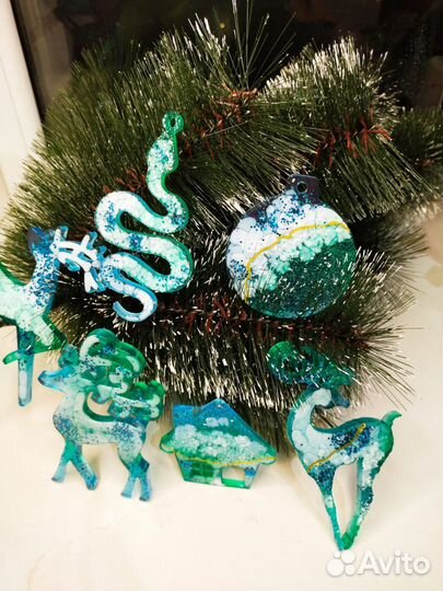 Елочные игрушки из эпоксидной смолы