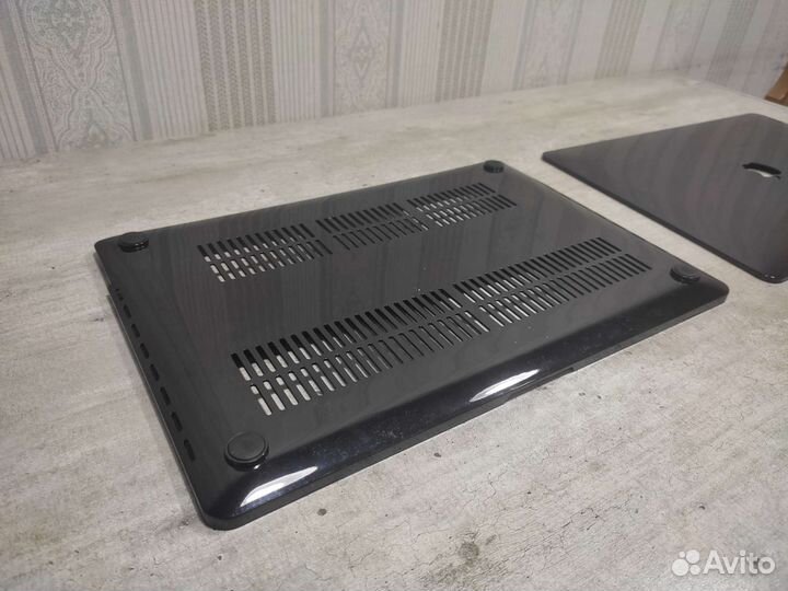 Защитная накладка чехол на Macbook pro 15