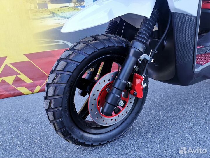 Скутер X-motors smart