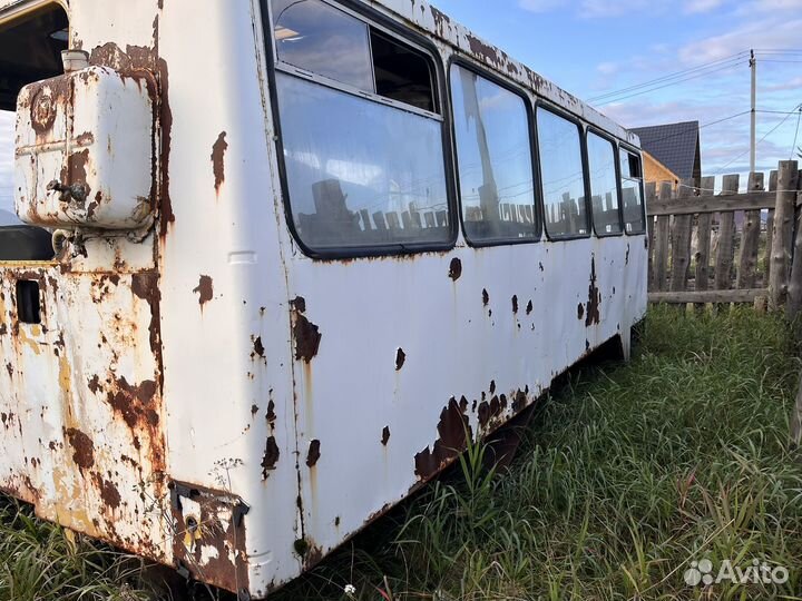 Продам бытовку кунг