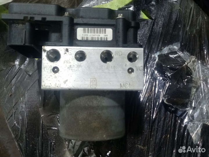 Для пежо 308 блок абс