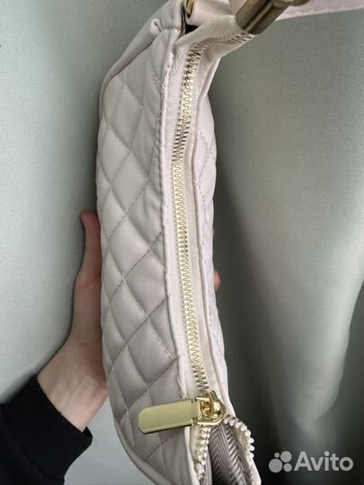 Сумка багет белая