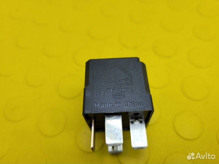 Реле Chevrolet Cruze седан 1.8 Z18XER 2014