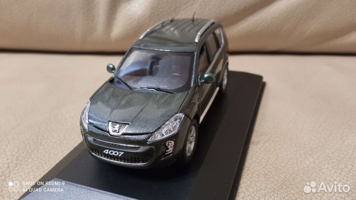 Модель Peugeot4007. 1/43