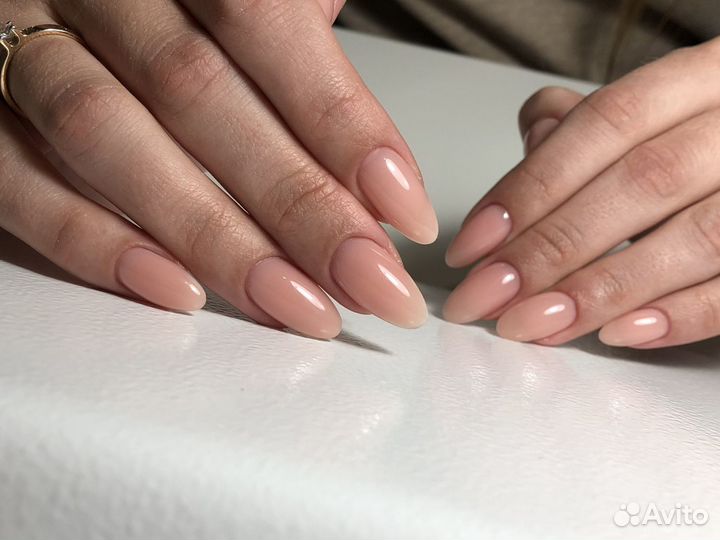 Мастер маникюра и педикюра