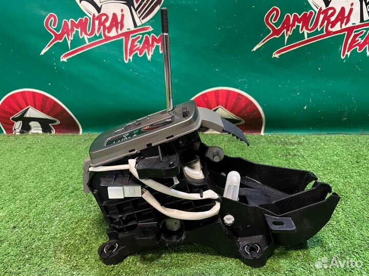 Селектор АКПП Toyota Avensis AZT251 2AZ-FSE 2007