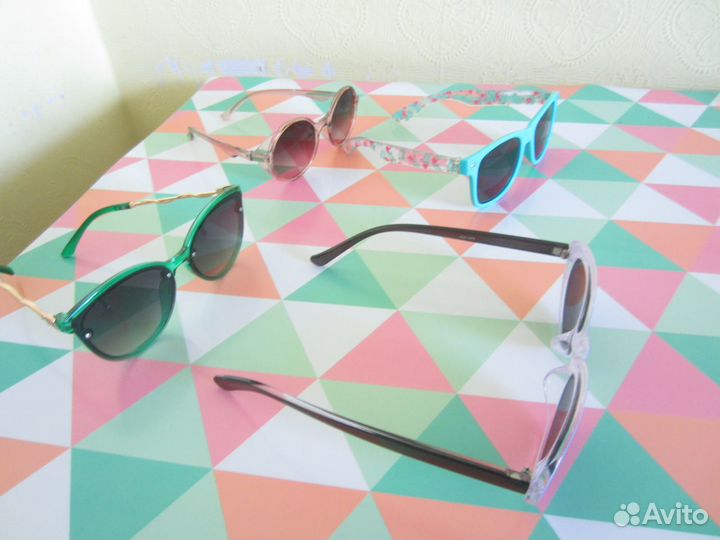 4 штуки новых детских солнцезащитных очков
