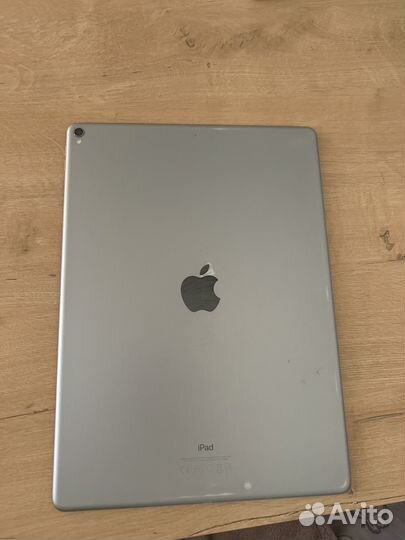 iPad pro 12.9 (2 поколение)