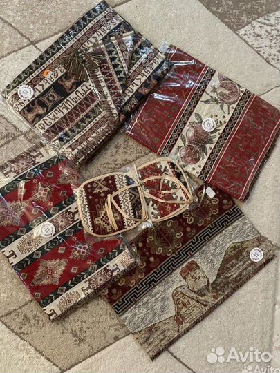 Скатерть из гобелена