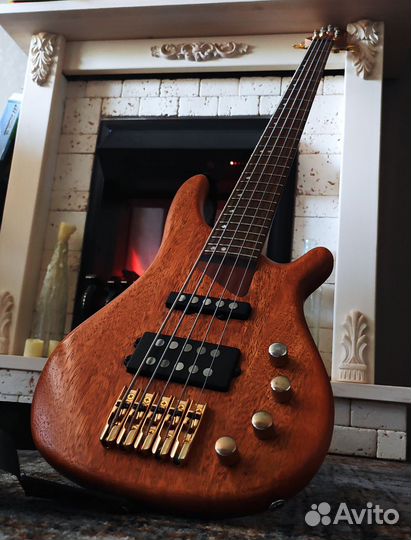 Invasion BG715 бас гитара