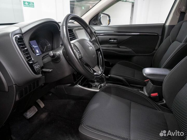 Mitsubishi Outlander 2.0 CVT, 2021, 35 950 км