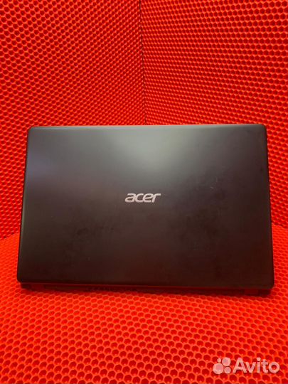 Ноутбук Acer Ryzen 3/Radeon Vega 3/SSD 256Гб (Топ)