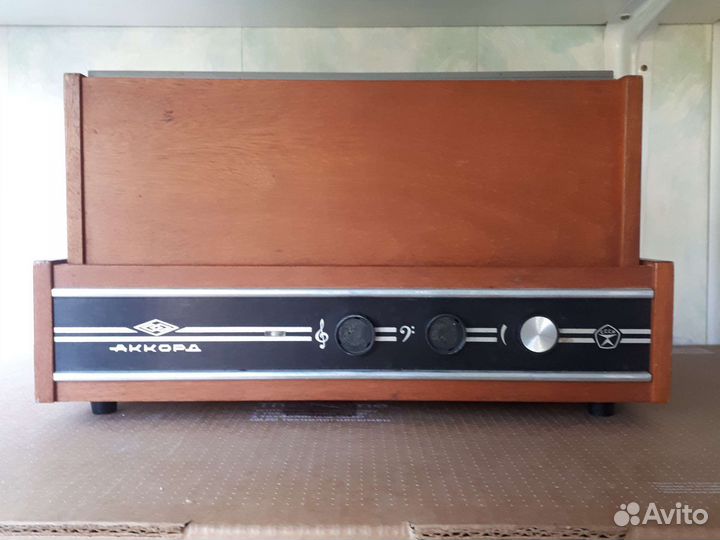 Электрофон Аккорд-201