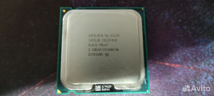 Процессор Intel Celeron E3200