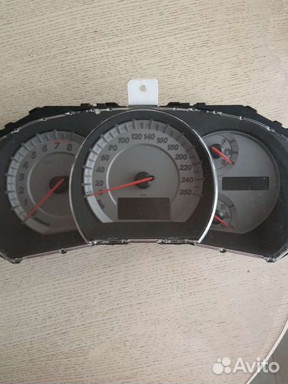 Щиток приборов