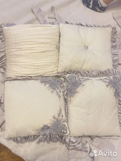 Подушки в детскую кроватку