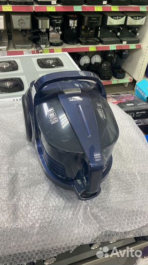 Пылесос с контейнером для пыли Vitek VT-8107