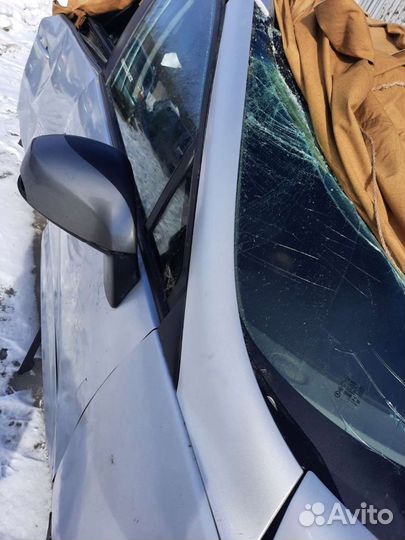 Дверь передняя правая Renault scenic 3