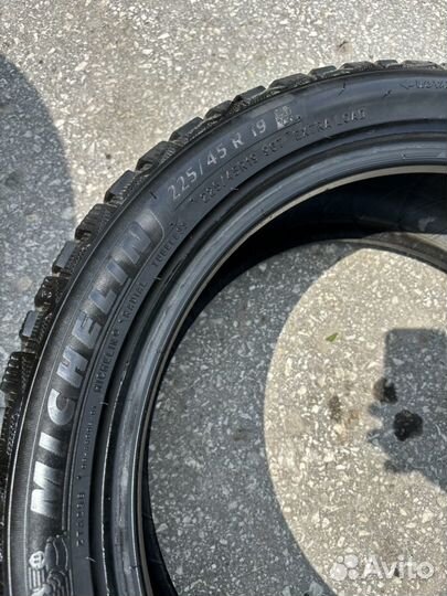 Michelin X-Ice North 4 225/45 R19