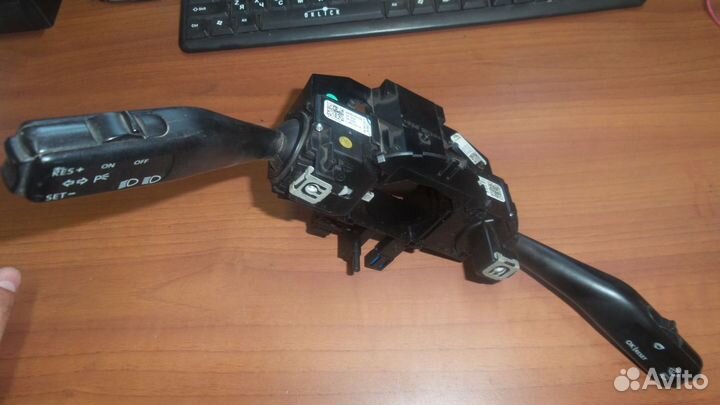 VW Golf VI подрулевой переключатели