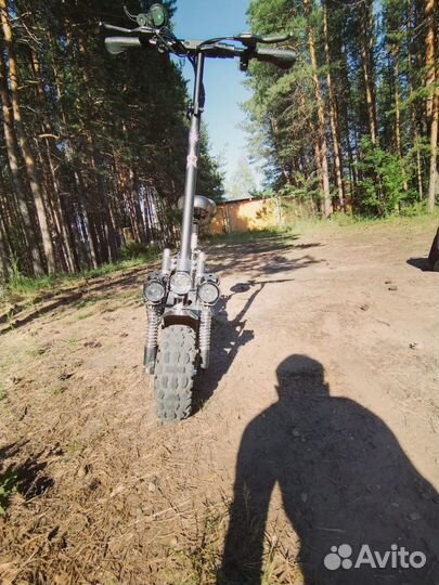 Продам электро-самокат