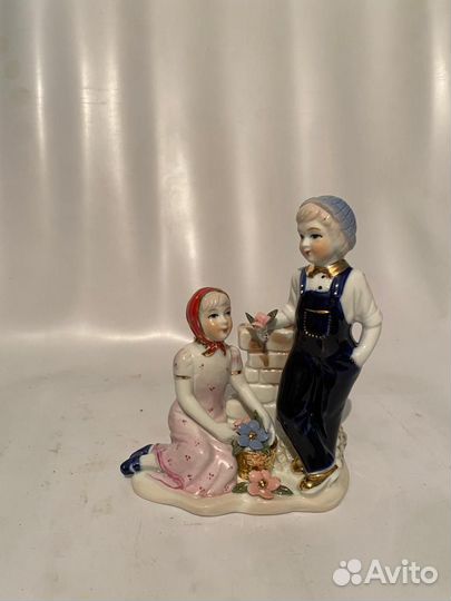 Фарфоровые статуэтки