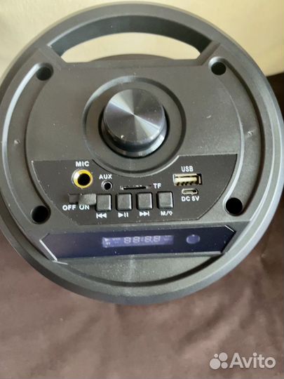 Колонка музыкальная.Новая