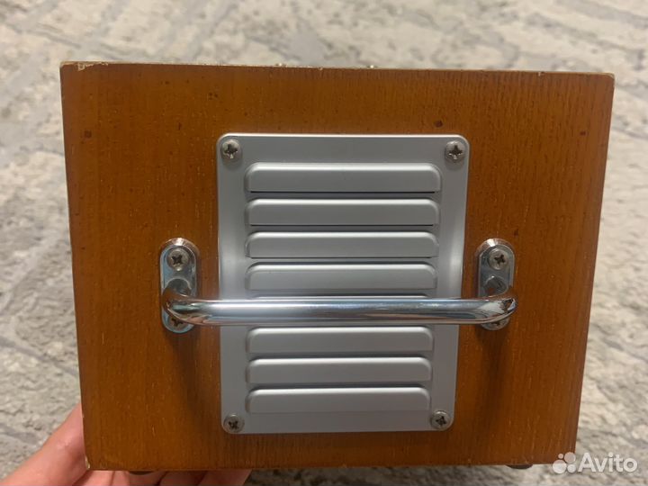 Радиоприемник radio alarm clock s.o.s.l collection