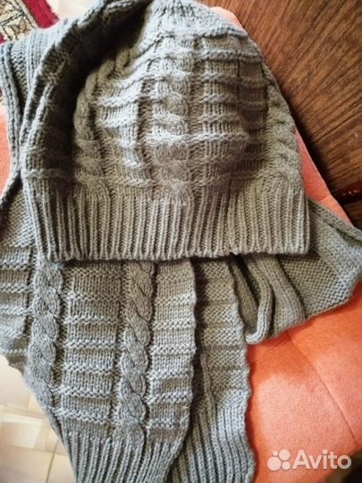 Комплект шапка и шарф женские