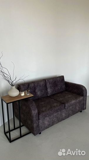 Диван с подлокотником
