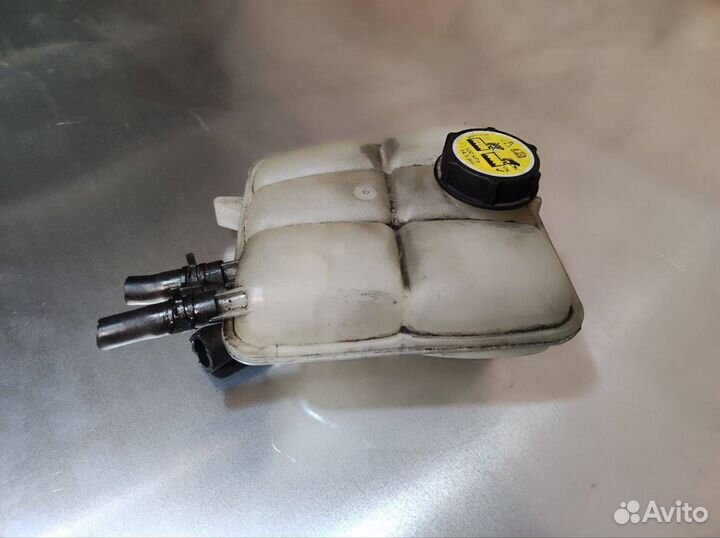 Бачок расширительный Volvo C70 2004 3M5H8K218